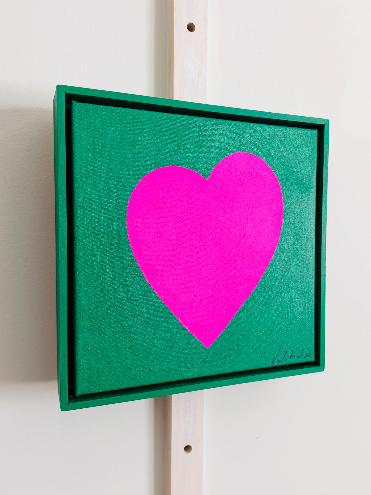Dark Green, Fuchsia Heart
