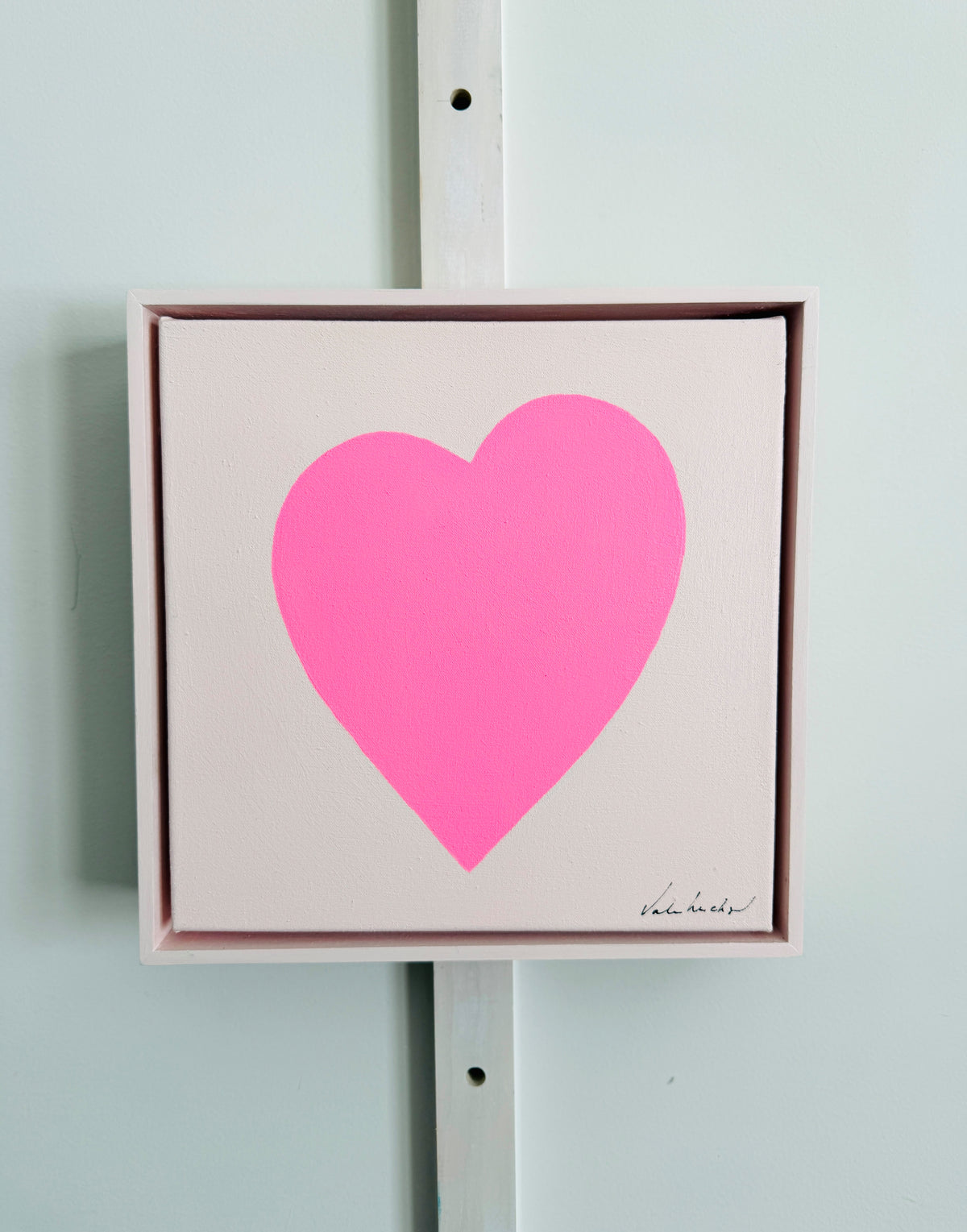 Cashmere, Flourescent Pink Heart