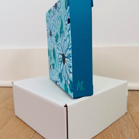 Blue Daisy